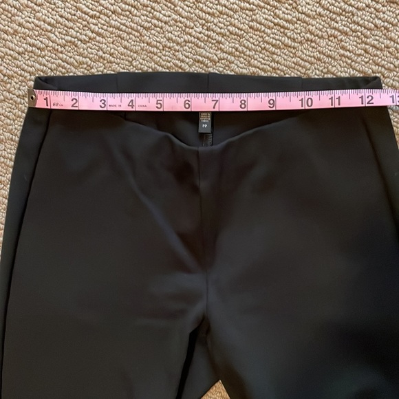 Eileen Fisher Petite, PP.  Pull on stretch, cropped ankle pant. - Picture 4 of 6